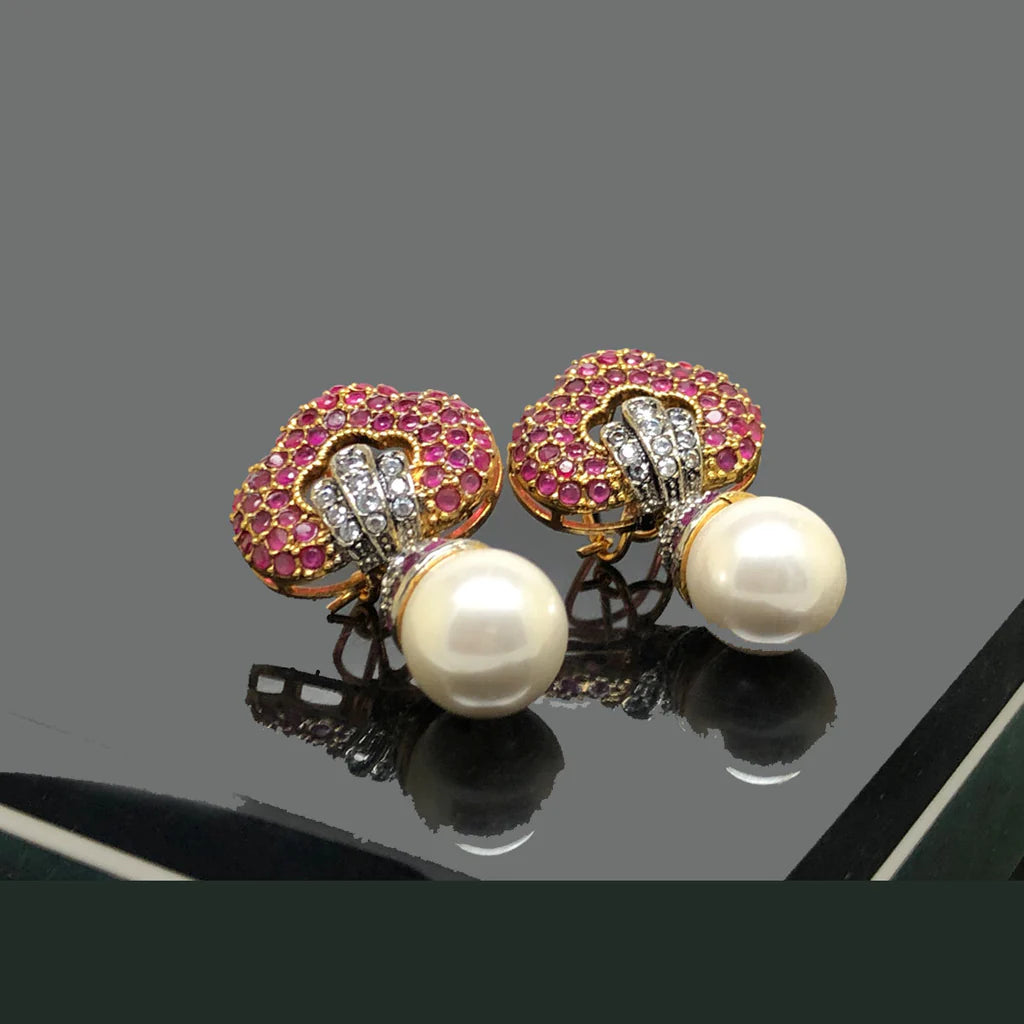 Luxury Pearl Stud Earrings for Women