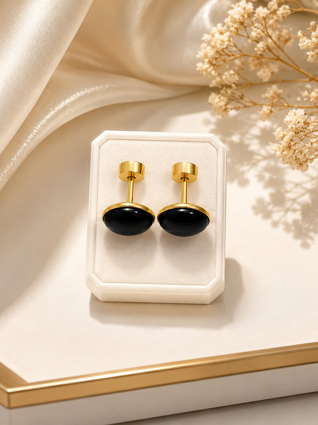 Elegant Black Oval Stud Earrings