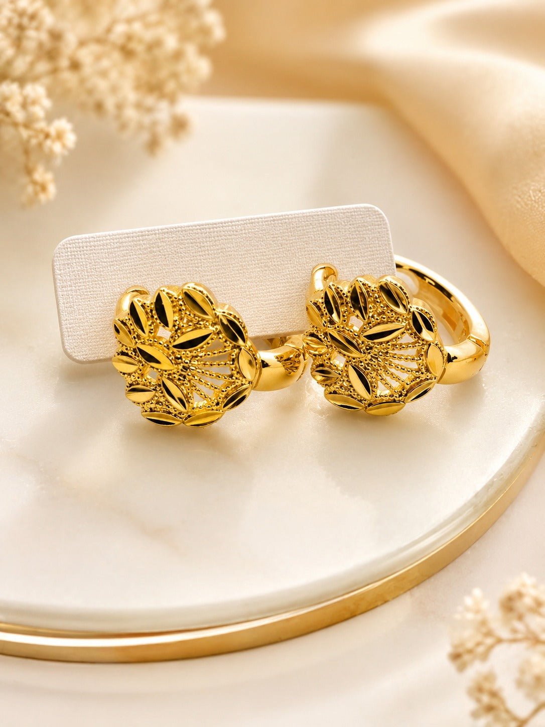 Glow Box Luxury Trending Blossom Shape  Ear Rings